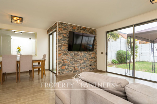 4 Dormitorios Con Piscina, 360 M2 Terreno Macul Al...