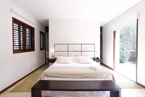 Casa En Venta Dentro Del Complejo Solanas.