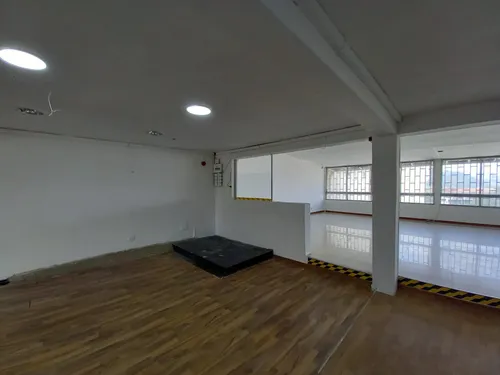 Local En Arriendo En La Avenida Santander/manizales (279062292).