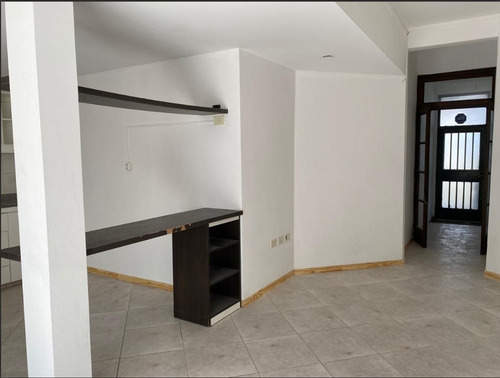 Imagen 14 de 18 de Ph 2 Dormitorios En Venta Berisso, Garaje Y Patio