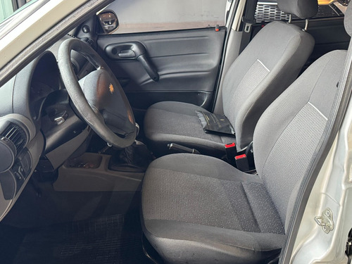 Chevrolet Corsa Classic 1.0 MPFI LS 8V FLEX 4P MANUAL