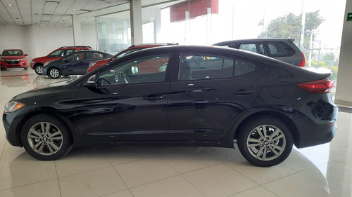 Imagen 8 de 15 de Hyundai Elantra 2018 2.0 Gls Premium At