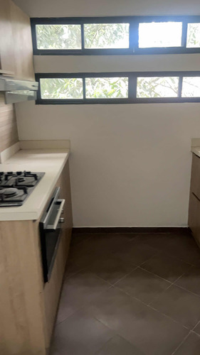 Apartamento Central 4 Habitaciones 4 Piso Sin Ascensor