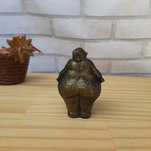 Imagem 3 de 7 de Escultura Corpo Feminino Gordo Diversas Cores