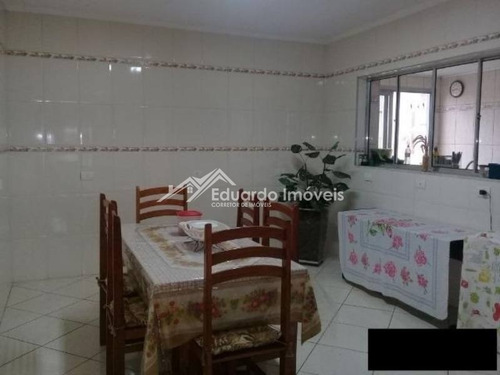 Imagem 5 de 17 de Casa Térrea. 3 Dormitórios. 4 Vagas Na Garagem. Ótima Localização. - 1669
