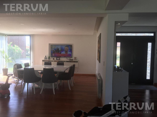 Casa En Venta : Canning : Malibu