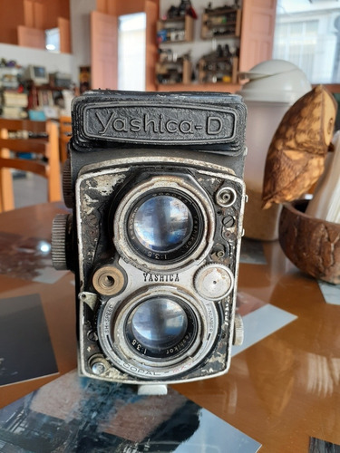 Máquina Fotográfica Antiga