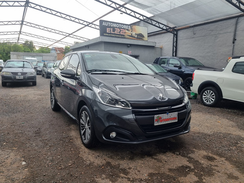 Peugeot 208 1.6 Feline