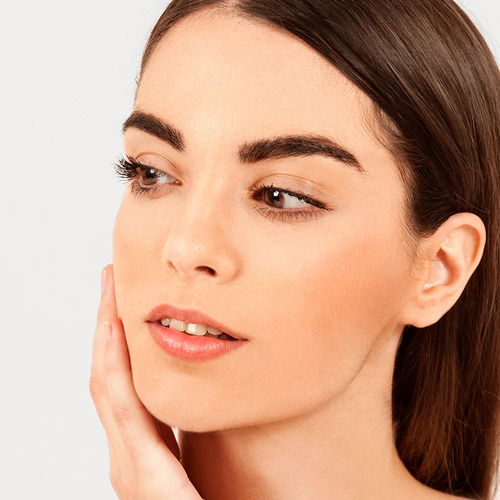 Base de maquillaje líquida Bys Cosmetics BYS All Day All Day Wear Foundation tono natural beige - 30mL