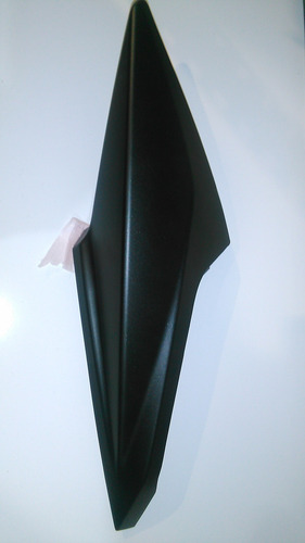 Imagen 2 de 7 de Decorativo Carenado Derecho Del Tanque Zanella Rz-3