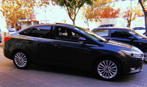 Imagen 4 de 14 de Ford Focus Titanium 2.0 4p. 2018 Automático Full Con Cuero