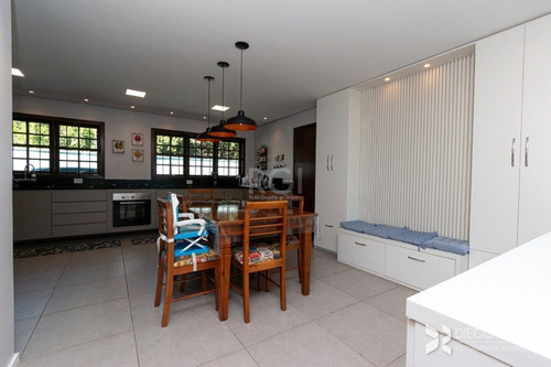 Casa Em Ipanema Com 3 Dormitórios - Lu265702