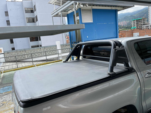 Imagen 8 de 12 de Toyota Hilux 2018 2.8l