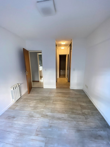 Departamento En Alquiler En Castelar, Morón, G.b.a. Zona Oeste