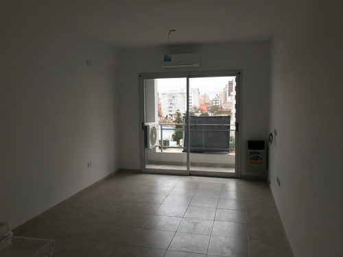 Departamento En Venta 48 Y 15 Con Cochera