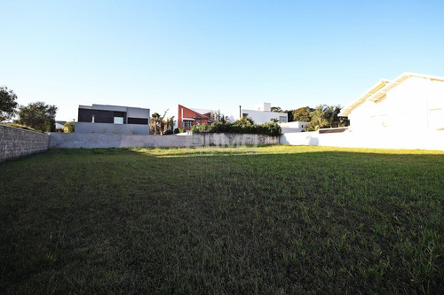 Imagem 2 de 4 de Terreno À Venda Em Alphaville - Te005838