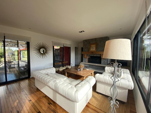 Imagen 2 de 14 de Venta De Casa 4 Dormitorios En La Tahona, Canelones (ref: Bon-2615)
