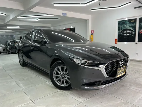Mazda 3 Touring AT 2.0 2022