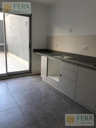 Imagen 3 de 6 de Venta Departamento De 2 Ambientes En Avellaneda Con Patio (25226)