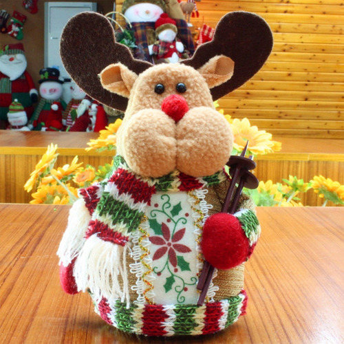 . Set De Decoración Festiva Con Adornos Navideños Con Renos