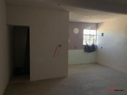 Terreno Con Construcción En Santiago De Anaya