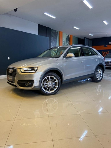 Imagem 4 de 15 de Q3 2.0 Tfsi Ambiente Quattro 4p Gasolina Tronic