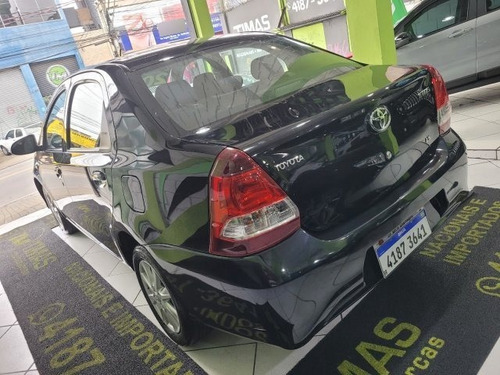 Imagem 6 de 9 de Etios Sedán 1.5 X Plus Sedan 16v Flex 4p Automático