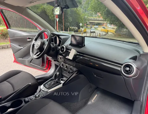 Mazda 2 1.5 Touring