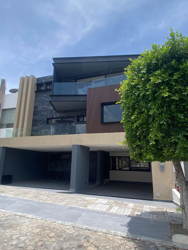 Se Vende Espectacular Casa En Lomas De Angelopolis Puebla