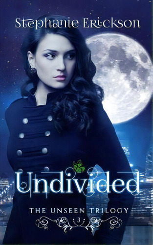 Undivided, De Erickson, Stephanie. Editorial Lightning Source Inc, Tapa Blanda En Inglés