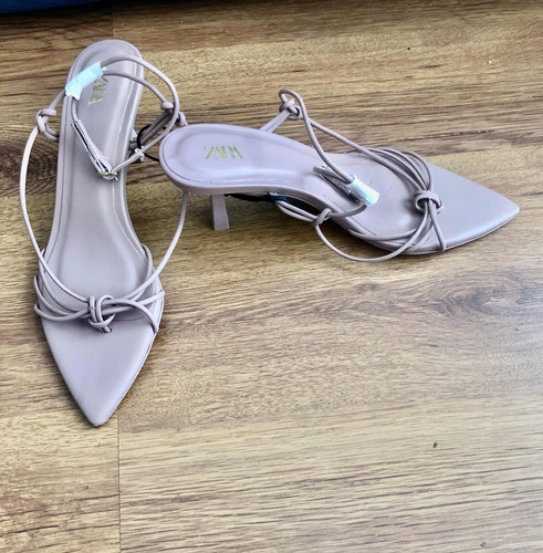 Zapatos De Mujer Zara, Color Palo Rosa, Talla 37. Nuevos