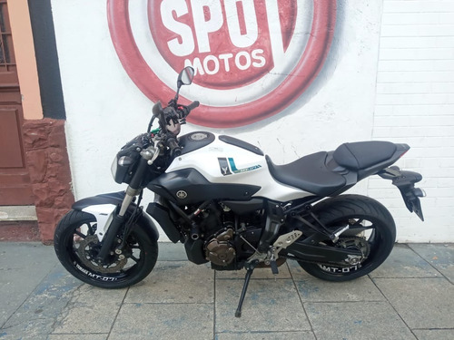 Imagem 7 de 14 de Yamaha Mt 07 2018 Branca