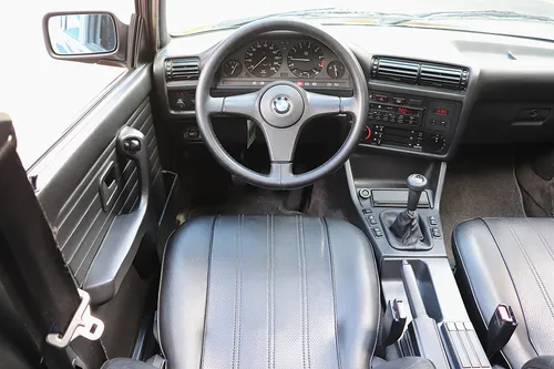 BMW Serie 3 2.3 323i E30