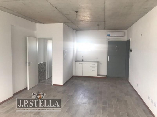 Imagen 2 de 15 de Oficina 35 M2 En Edificio Torre Francisco H. - Con Renta - Ideal Inversor - S.justo (ctro)