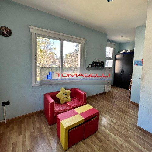 Venta - Dúplex - Barrio El Resuello - Acepta Departamento Ramos Mejía O C.a.b.a.