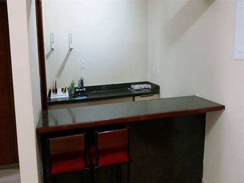Imagem 10 de 18 de Totalmente Reformado E Mobiliado Com Servicos Prestados Pelo Condominio Arrumacao E Limpeza Diarias Manutencao Eletrica E Hidraulica Telefonia Lavanderia, Tv A Cabo Internet E Tambem Manobrista Rest