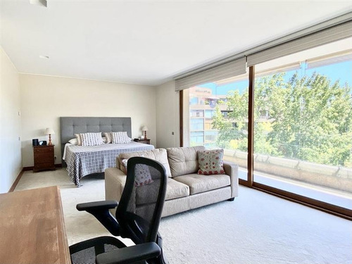 Departamento En Arriendo De 3 Dormitorios En Vitacura