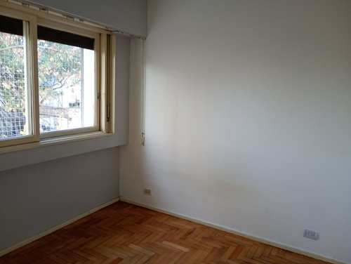 Depto. 3 Amb. Fte. C/balcon Santo Tome Al 3200