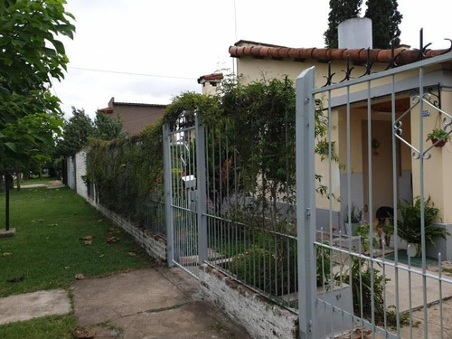 Casa En Venta, Rodriguez Peña N°325, Marcos Paz, Cod.2328