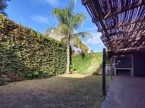 Venta Ph Sin Expensas. Cochera, Parque Y Parrilla