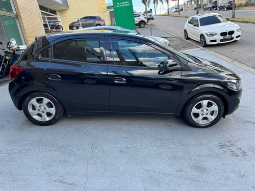 Chevrolet Onix ONIX HATCH LT 1.4 8V FlexPower 5p Aut.