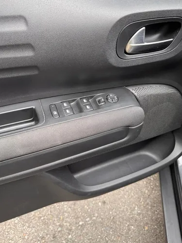 Citroën C4 Cactus 1.6 Shine Turbo Aut