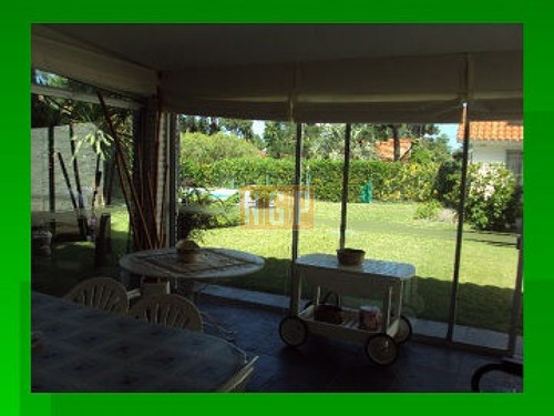 Imagen 2 de 10 de Casa En Cantegril Bien Mantenida