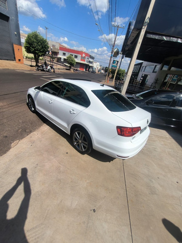 Volkswagen Jetta 2.0 Tsi Highline 4p