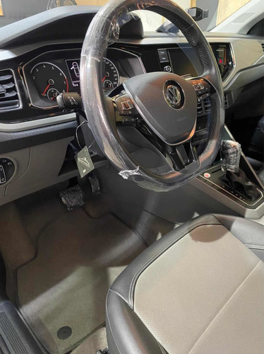 Volkswagen Virtus 2018 1.0 Highline 200 Tsi Aut. 4p