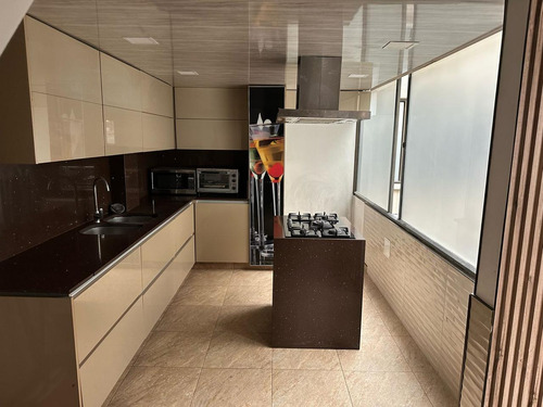 ¡oportunidad De Inversión! 2 Apartamentos Independientes En Edificio Lizzeth (18424).