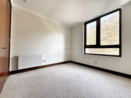 Departamento En Venta De 4 Dorm. En Lo Barnechea
