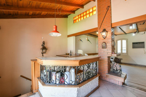 Imagen 27 de 30 de Casa En Planta Alta En Venta Tres Dormitorios Con Terraza Y Parrillero Microcentro