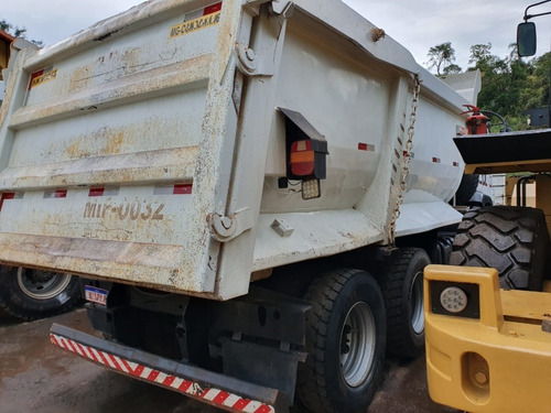 Volkswagem 31-320 6x4 Ano 2011 Traçado Caçamba Meia Cana