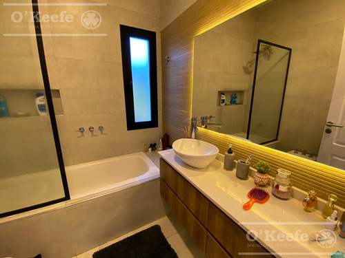 Casa En Venta En Fincas De Hudson, En Una Planta 4 Dormitorios Con Piscina